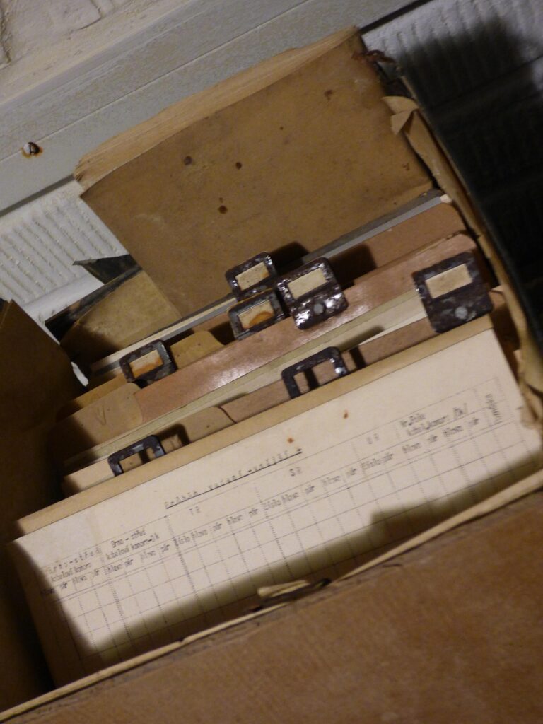oil-1 files, papers, documents, folders, document, archives, secret, personal, old, files, documents, document, document, document, document, document, archives, secret